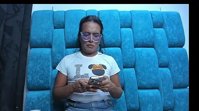 monsterdick 22cm online show from March 2025 01:06:01 AM