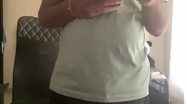 Snapshot of dhruv-sluppy chatting on January 2025 11:30:02 AM dhruv-sluppy online show from January 2025 11:30:02 AM