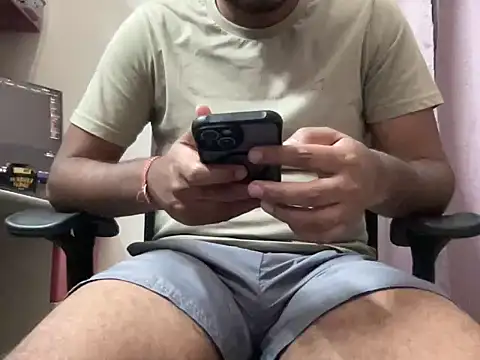 Snapshot of dhruv-sluppy chatting on October 2025 01:37:01 PM dhruv-sluppy online show from October 2025 01:37:01 PM