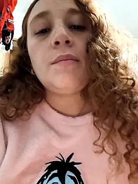 Snapshot of Mistik_red chatting on November 2025 09:57:02 PM Mistik red online show from November 2025 09:57:02 PM