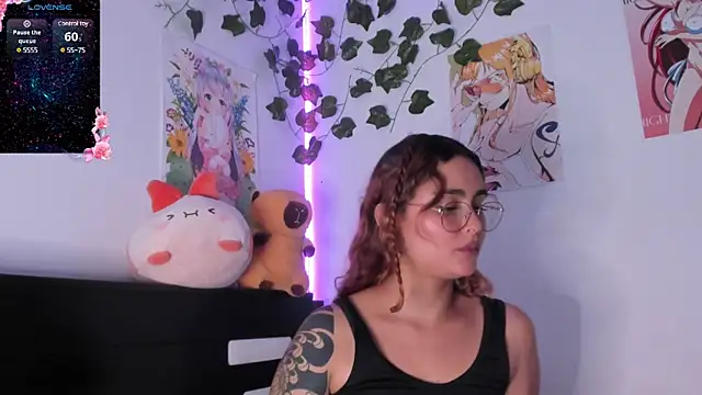 Violette-Ramirez01 online show from January 2025 09:41:01 PM