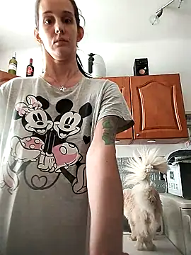 LauraBaby online show from October 2025 09:48:02 AM