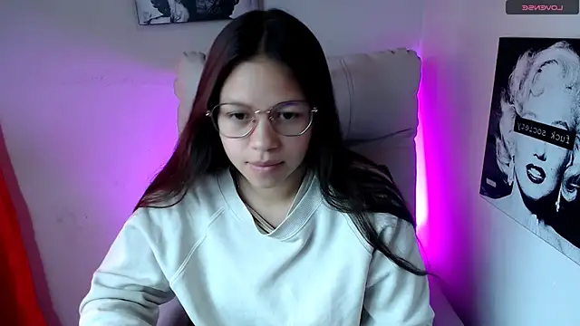 SamanthaRoldaan online show from March 2025 01:49:02 PM