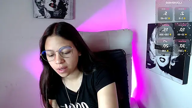 SamanthaRoldaan online show from March 2025 01:01:01 PM