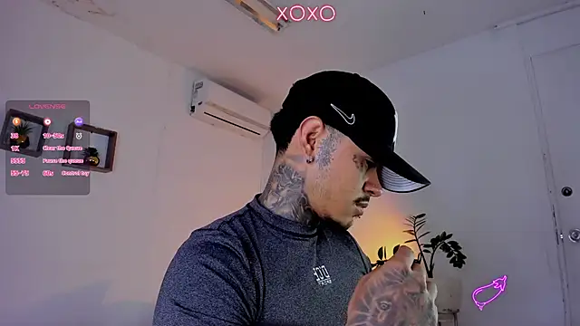 JordanSmiith  online show from February 2025 08:14:02 PM