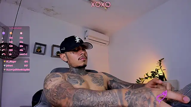 JordanSmiith  online show from February 2025 11:24:01 PM