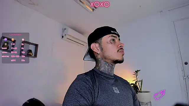 JordanSmiith  online show from February 2025 11:12:01 PM