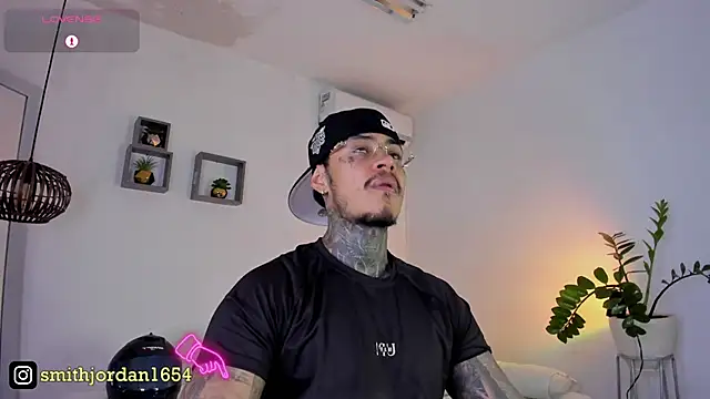 JordanSmiith  online show from February 2025 08:30:02 PM