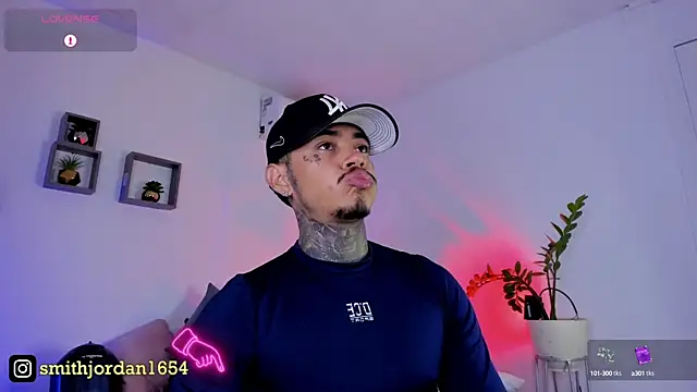 JordanSmiith  online show from March 2025 11:38:02 PM