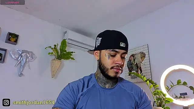 JordanSmiith  online show from September 2025 08:30:01 PM