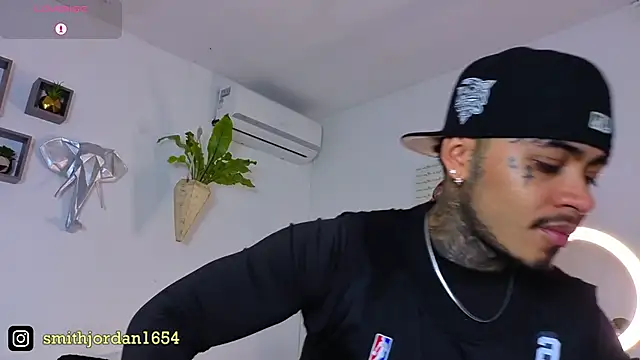 JordanSmiith  online show from September 2025 09:20:01 PM