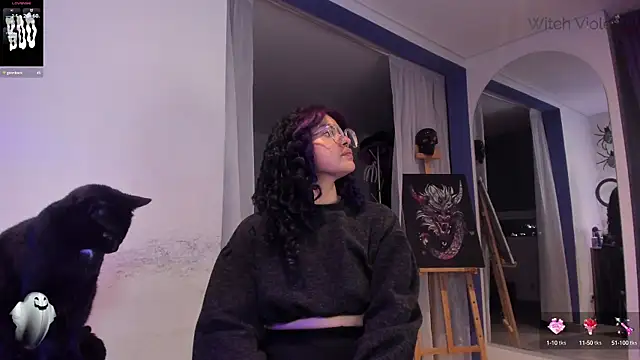 Snapshot of witchviolet chatting on February 2025 01:43:01 AM witchviolet online show from February 2025 01:43:01 AM