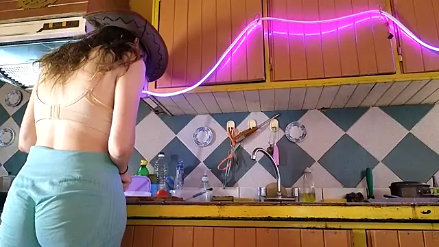 Snapshot of Jony_Marta chatting on November 2025 05:33:02 PM Jony Marta online show from November 2025 05:33:02 PM