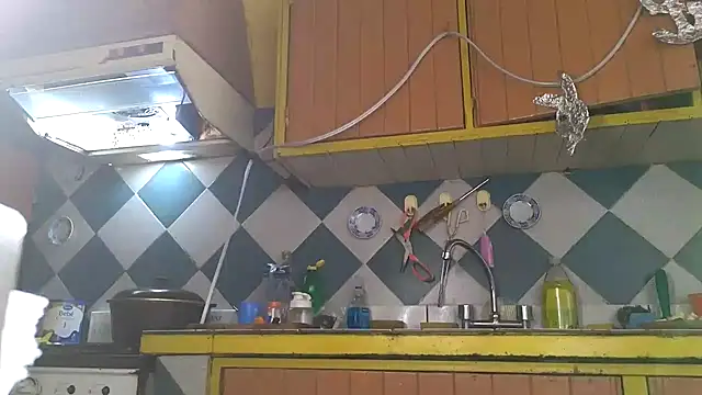 Snapshot of Jony_Marta chatting on November 2025 03:47:01 PM Jony Marta online show from November 2025 03:47:01 PM