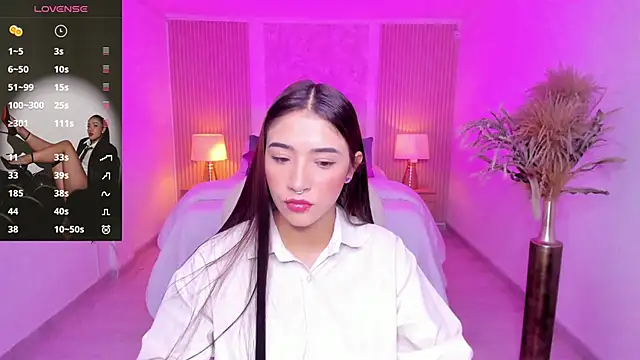 Snapshot of Antonella_Grayy chatting on February 2026 11:09:02 AM Antonella Grayy online show from February 2026 11:09:02 AM