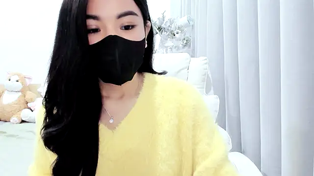 Lita-Julia online show from December 2025 03:50:02 PM