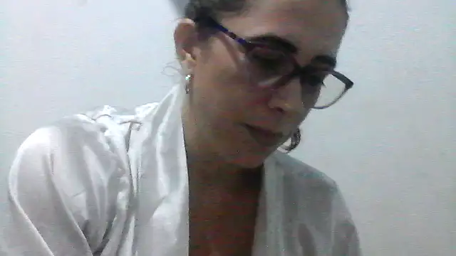 Snapshot of mademonsexy chatting on October 2025 03:37:02 AM mademonsexy online show from October 2025 03:37:02 AM