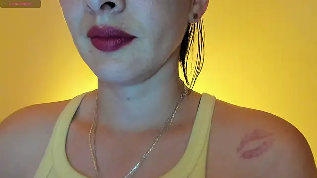 queen fetish online show from November 2025 10:43:01 PM