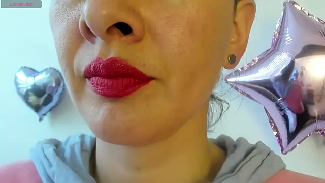 queen fetish online show from May 2026 06:58:01 PM