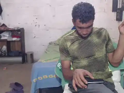 erik alexander online show from February 2025 08:00:01 PM