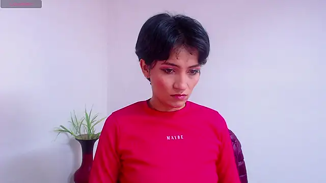 Hannaaaa   online show from December 2024 07:38:02 PM