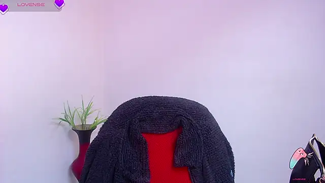 Hannaaaa   online show from January 2025 08:27:01 PM
