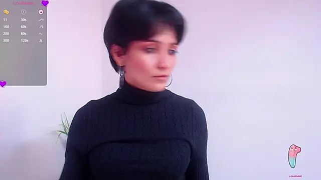 Hannaaaa   online show from January 2025 02:40:02 PM