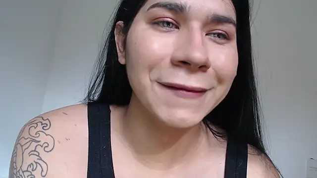 Snapshot of Moon_Foxxy chatting on January 2026 08:58:02 PM Moon Foxxy online show from January 2026 08:58:02 PM