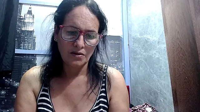 Nastylatinaxxx online show from September 2025 12:42:01 PM