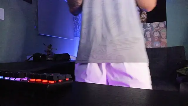 Sisoyalejo420 online show from February 2026 03:18:01 AM