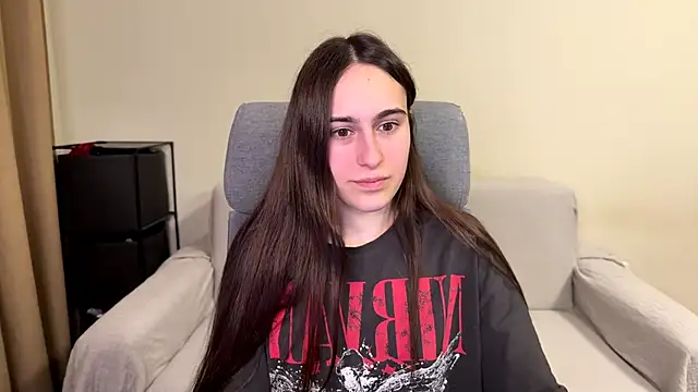 Snapshot of AliceKolltt chatting on June 2026 08:48:02 PM AliceKolltt online show from June 2026 08:48:02 PM