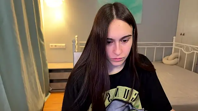 Snapshot of AliceKolltt chatting on June 2026 08:55:02 PM AliceKolltt online show from June 2026 08:55:02 PM