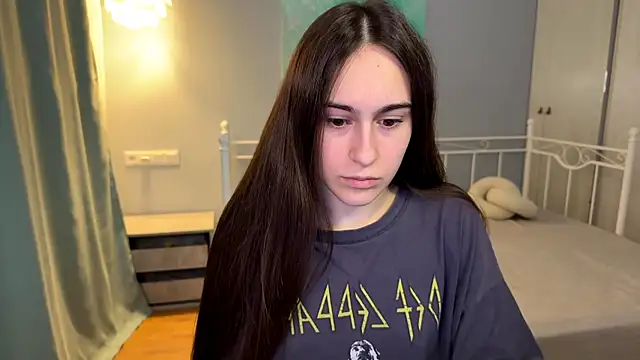 Snapshot of AliceKolltt chatting on July 2026 07:05:02 PM AliceKolltt online show from July 2026 07:05:02 PM