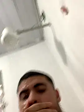 Casal Safado  online show from October 2025 08:40:02 PM