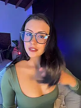 Snapshot of EmaSaenz chatting on September 2025 08:47:02 PM EmaSaenz online show from September 2025 08:47:02 PM