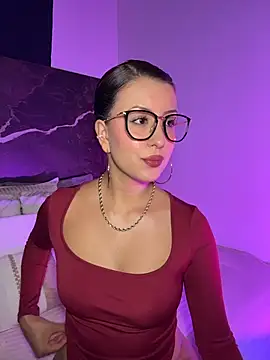 Snapshot of EmaSaenz chatting on October 2025 09:13:01 PM EmaSaenz online show from October 2025 09:13:01 PM