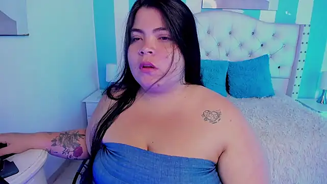 Snapshot of sobigcurvy4u chatting on December 2024 03:36:02 PM sobigcurvy4u online show from December 2024 03:36:02 PM