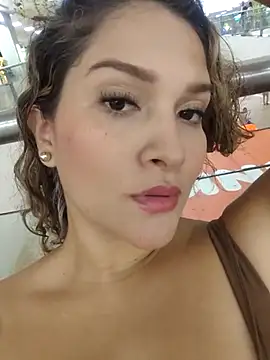 Snapshot of Sara_smiiith211 chatting on March 2025 10:49:02 PM Sara smiiith211 online show from March 2025 10:49:02 PM