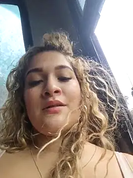 Snapshot of Sara_smiiith211 chatting on December 2025 05:09:01 PM Sara smiiith211 online show from December 2025 05:09:01 PM