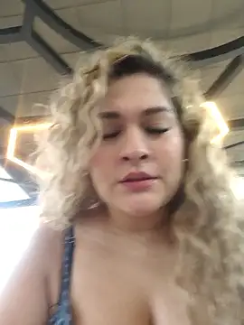 Snapshot of Sara_smiiith211 chatting on January 2026 11:42:01 PM Sara smiiith211 online show from January 2026 11:42:01 PM