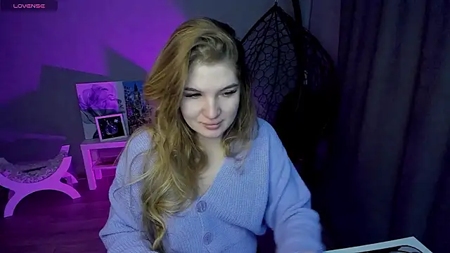 lily williamss online show from February 2026 12:09:02 AM