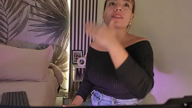 Samaantha-White online show from March 2026 11:28:02 AM