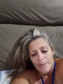 marcialoira online show from February 2025 12:13:01 PM