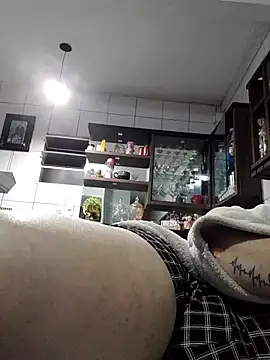 marcialoira online show from October 2025 11:37:01 PM