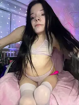 Snapshot of MiniSophiaa chatting on January 2025 01:11:01 PM MiniSophiaa online show from January 2025 01:11:01 PM