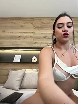 Amelia Rouse online show from January 2025 11:18:01 PM