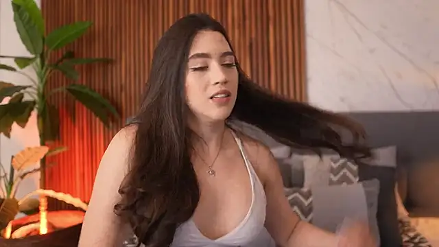 Amelia Rouse online show from September 2025 09:03:02 PM