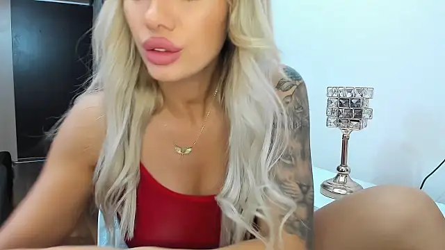 ElsaBby online show from February 2025 08:42:01 PM