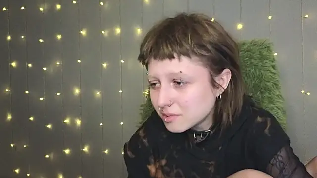 kortny yo online show from February 2025 06:10:02 PM