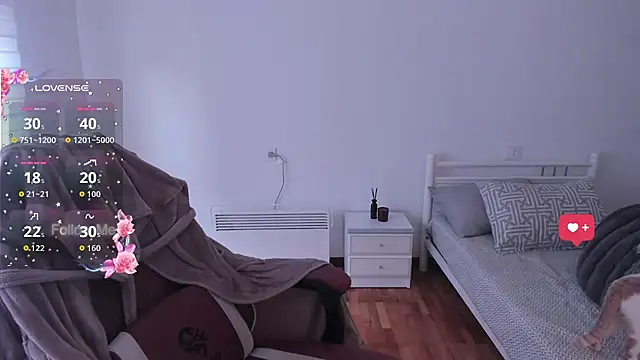 Snapshot of Domina_Deivis chatting on November 2025 01:17:02 PM Domina Deivis online show from November 2025 01:17:02 PM